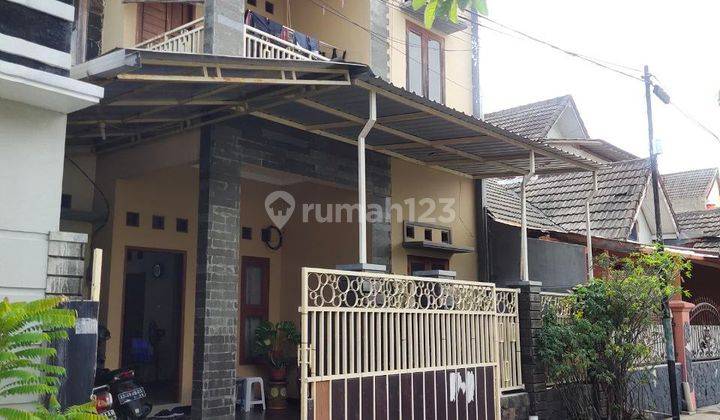 Rumah Second Bagus Aman Siap Huni di Gentan, Gentan 1