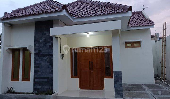 Rumah  Baru SHM - Sertifikat Hak Milik Gress Ready di Waru, Baki 1