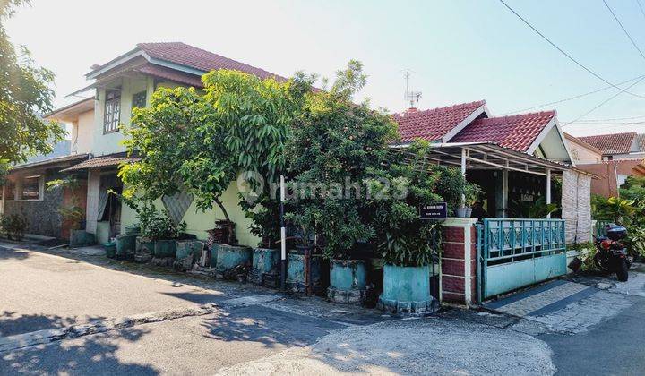 Rumah Nyaman 1,5 Lt hook Bagus di Baturan Jajar Indah 2