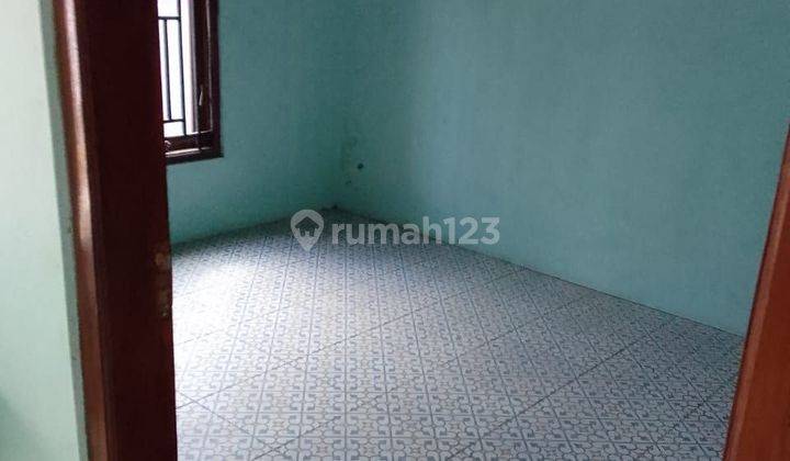 Rumah Di Perum Di Jalan Raya Mangesti di Gentan, Baki 2