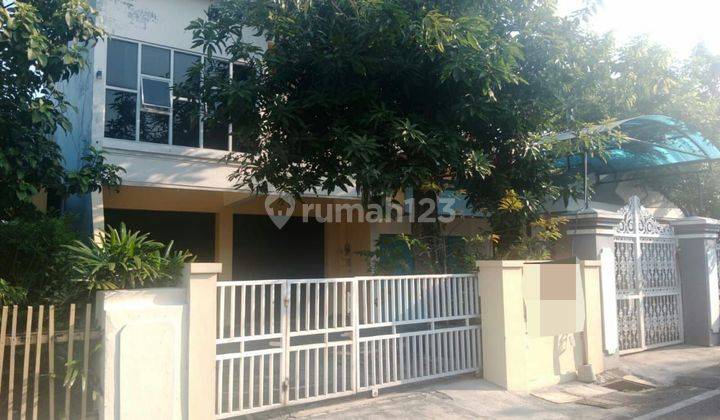  Rumah Bagus Semi Furnished di Nusukan, Banjarsari 1