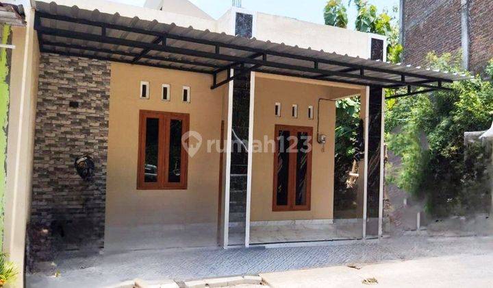 Rumah Baru Siap Huni Lingkungan Nyaman Dan Aman 1