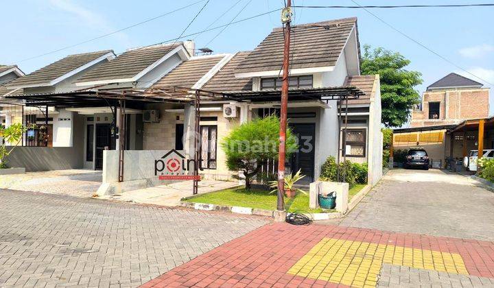 Rumah Bagus Unit Hook Di Cluster Elite Mayang 1