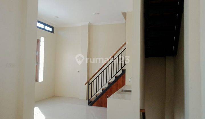  Ruko 125 M² Semi Furnished Strategis Mangku Jalan Provinsi 2