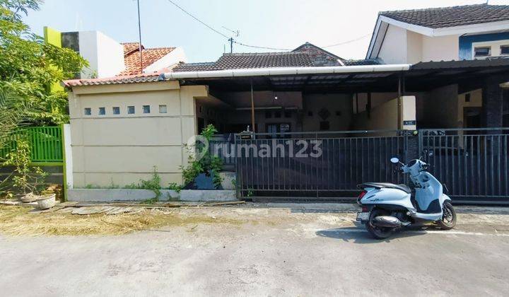 Rumah Bagus Dekat Alana Semi Furnish Strategis 1