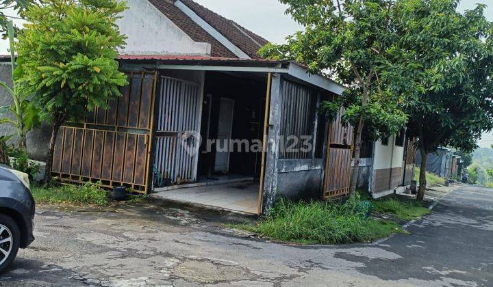 Rumah Hook Second Siap Huni 1