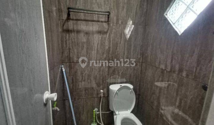 Rumah Cantik Siap Pakai Semi Furnish Dekat Tol 2