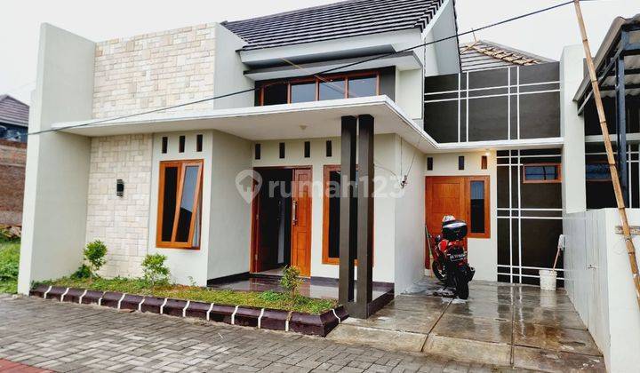 Rumah Cantik Baru Include Furnish Dekat Exit Tol 1