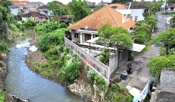 Semi Villa House Batubulan Behind Uc Silver