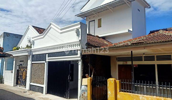 Rumah Jual Tengah Kota 2