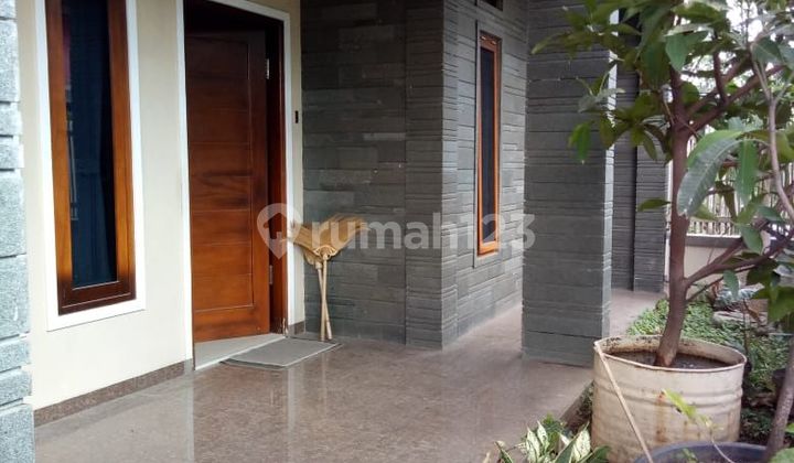 Rumah minimalis terawat di Sauyunan Kopo 2