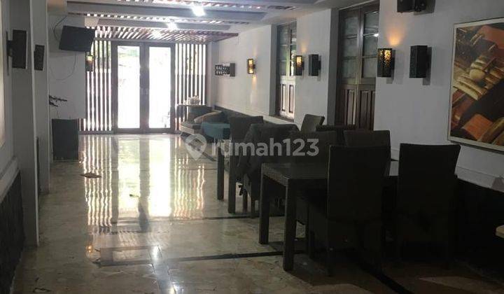 Rumah ex Guest House di sayap Riau Bandung pusat 2