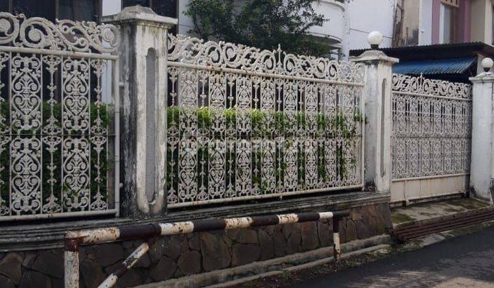 Rumah luas kokoh di Margahayu Raya  2