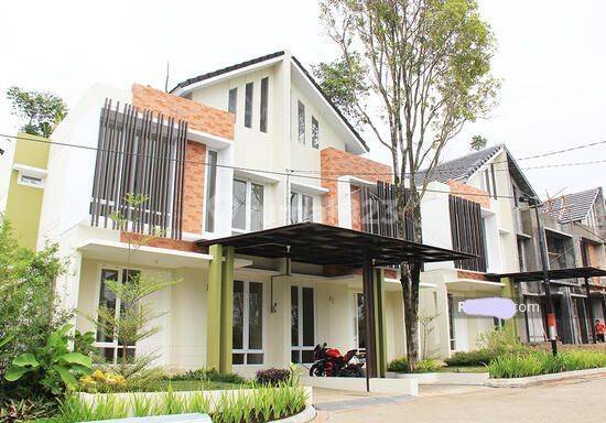 Rumah terawat di komplek the Orchard Residence Kolmas Cimahi 1