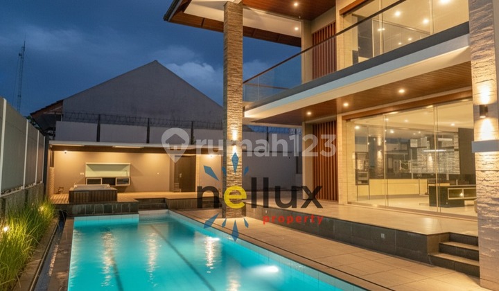 Rumah Lux Modern Ada Kolam Renang di Setraduta Pasteur 2