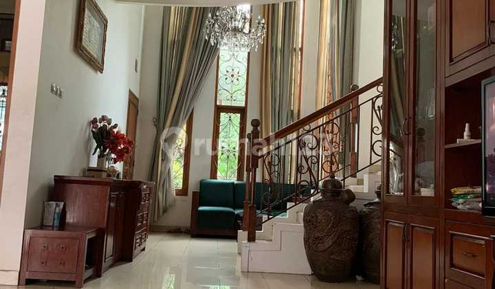 Beautiful Well-Maintained House in Batununggal 2