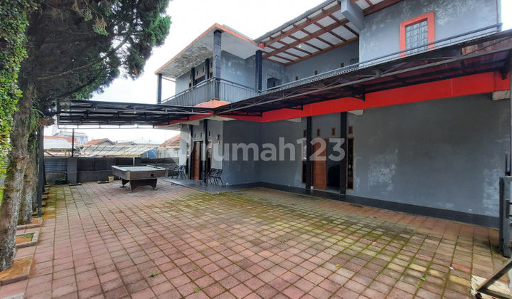 Murah Rumah Villa Terawat di Lembang
