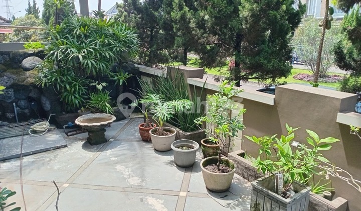 Rumah Lux Fully Furnished Ada Kolam Renang Di Singgasana Pradana 2