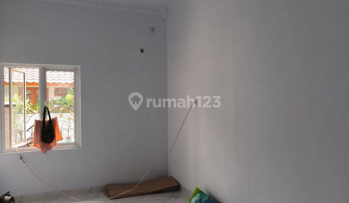 Rumah di jual bangunan 1.5 lantai 2