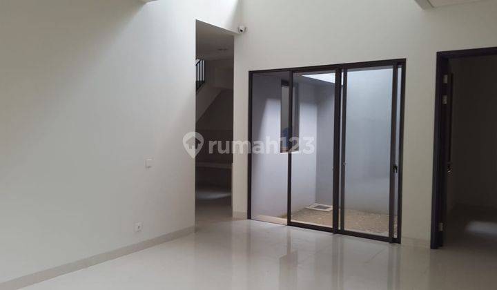 Dijual Rumah Baru The Eminent Cluster Precia, Bsd 1