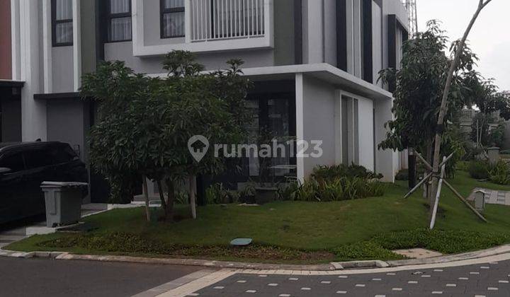 Disewakan Rumah Hook Baru di Cluster Baroni Gading Serpong 1