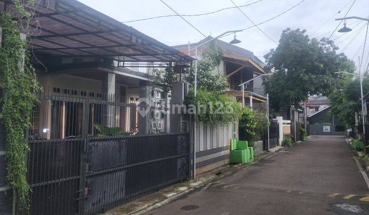 Dijual Rumah di Bintara Jaya Bekasi Barat 1