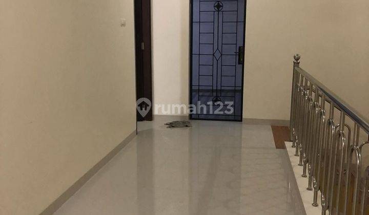 Dijual Rumah 2 Lantai di Kemang Pratama 3 Bekasi 2