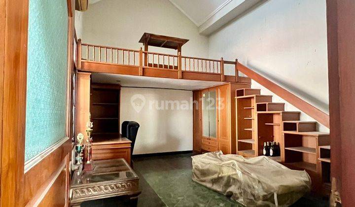 Rumah Sewa 1,5 Lantai Di Perumahan Elite Kemang Pratama Bekasi 1