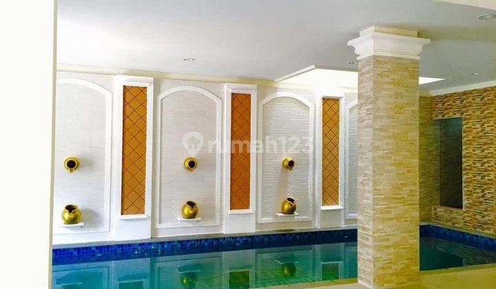 Rumah Hook Mewah Bagus Hadap Timur Dan Utara Privet Pool Furnished 2