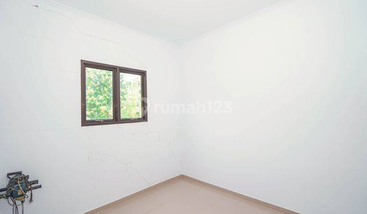 Rumah 2 Lt SHM LT 125 Semi Furnished 8 Menit ke Stasiun Jurang Mangu J26203 2