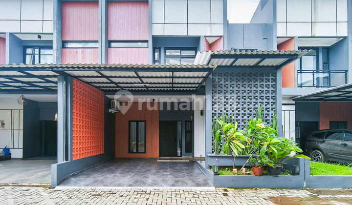 2-Story Strategic House 8 Minutes to Bogor Station Ready to Move In, Eligible for KPR J40999
