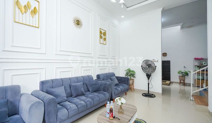 Rumah 2 Lantai SHM 12 Menit ke Terminal Sawangan Hadap Selatan J36088 2