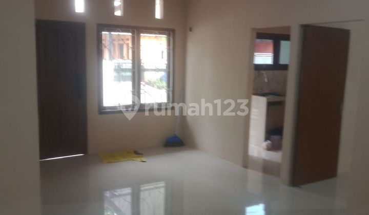 Rumah Hook 11 Menit ke Gerbang Toll Narogong LT 108 Siap Huni J39089 2