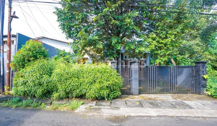 Rumah Asri Luas Akses Dekat Gerbang TOL Limo 1 Hadap Selatan J35351 Rumah Asri Luas Akses Dekat Gerbang TOL Limo 1 Hadap Selatan J35351