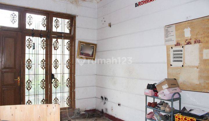 Rumah SHM LT 320 Bisa Nego 7 Menit ke RSUD Kramat Jati Dibantu KPR J23118 2