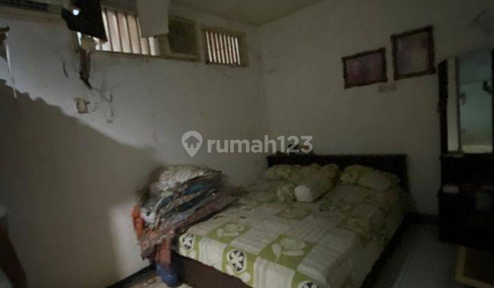 Rumah Luas 2 Lt Hadap Timur dekat Bintaro Plaza Dibantu KPR J23127 2