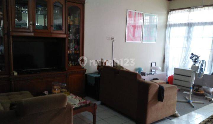 Rumah 2 Menit ke RS Asysyifaa Bogor Halaman Luas 2 Lt Hadap Utara J24168 2