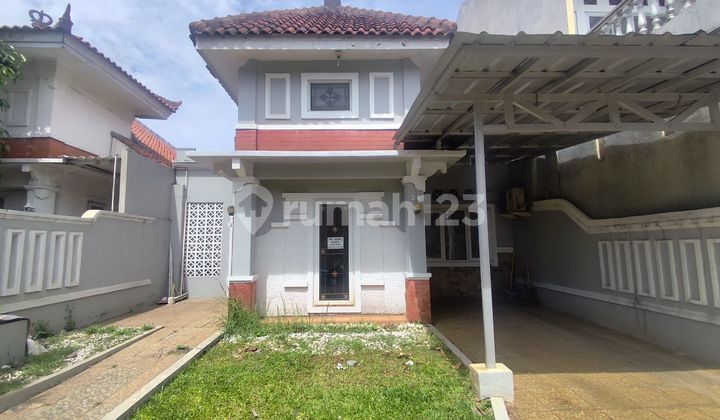 Strategic House 11 Minutes to Jatikarya 2 Toll Gate East Facing J38873