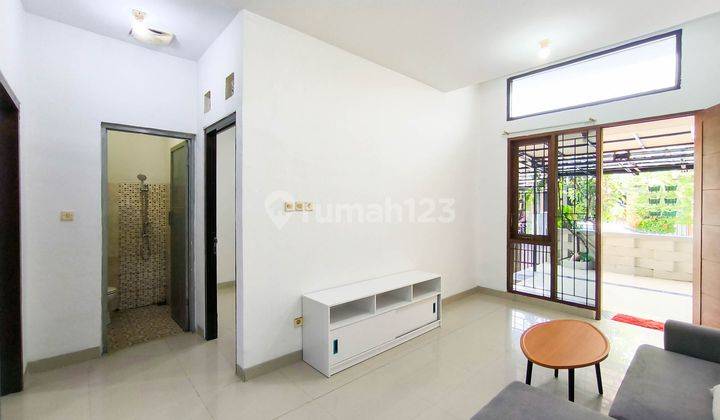 Rumah 15 Menit ke RSU Kota Tangerang Selatan SHM DIbantu KPR J27745 2