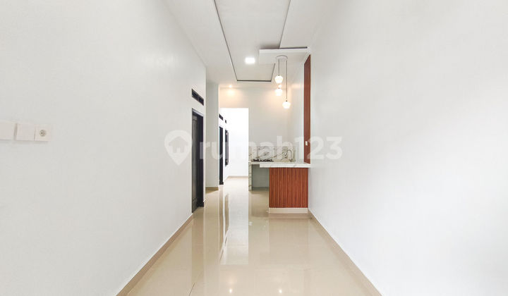 Rumah 2 Kt Strategis Akses Dekat Summarecon Mall di Bekasi bisa KPR J38105 2