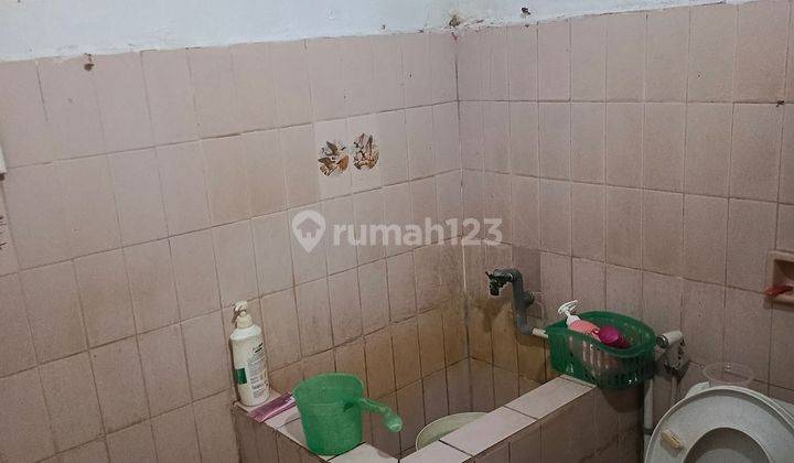 Rumah Hadap Selatan 2 Lt Bisa Nego 10 Menit ke RSUD Pondokgede Kota Bekasi J-26753 2