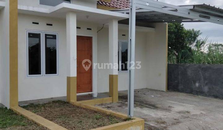 Rumah SHM Hadap Timur 6 Menit ke RSIA Citra Insani Dibantu KPR J-24142 1