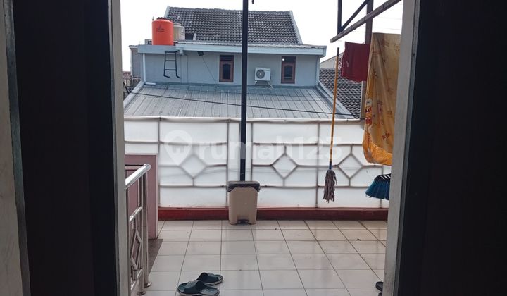 2-Story House 6 Minutes to Mitra Keluarga Hospital Grand Wisata Ready for KPR J34433 2