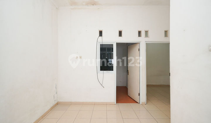Rumah Siap Huni Dekat Plasa Cibubur SHM Dibantu KPR J-34210 2