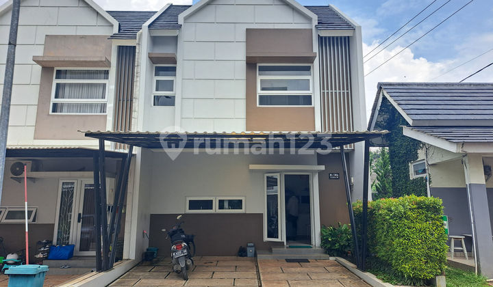 Rumah 10 Menit ke Mall Paradise Walk Serpong Siap Huni Dibantu KPR J-45582 Rumah 10 Menit ke Mall Paradise Walk Serpong Siap Huni Dibantu KPR J-45582