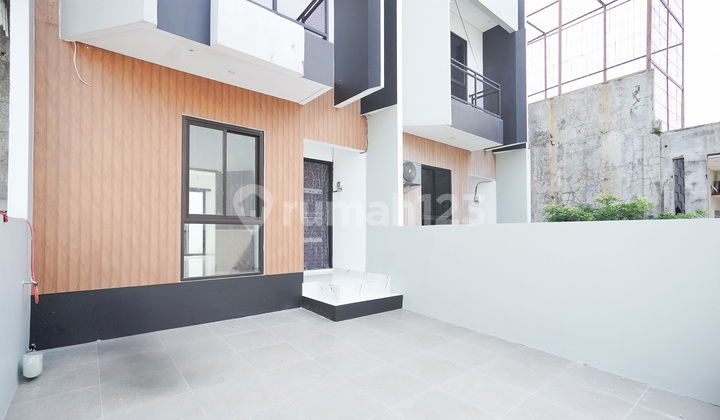 Rumah 2 Lt SHM Siap KPR 12 Menit ke Mal Ciputra Cibubur J-36299 Rumah 2 Lt SHM Siap KPR 12 Menit ke Mal Ciputra Cibubur J-36299