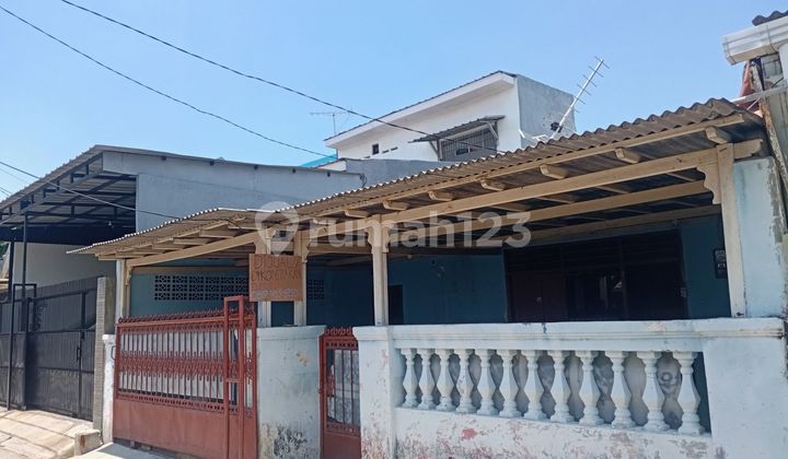 1-Story House with SHM 8 Minutes to East Bekasi Station KPR Assistance J38188