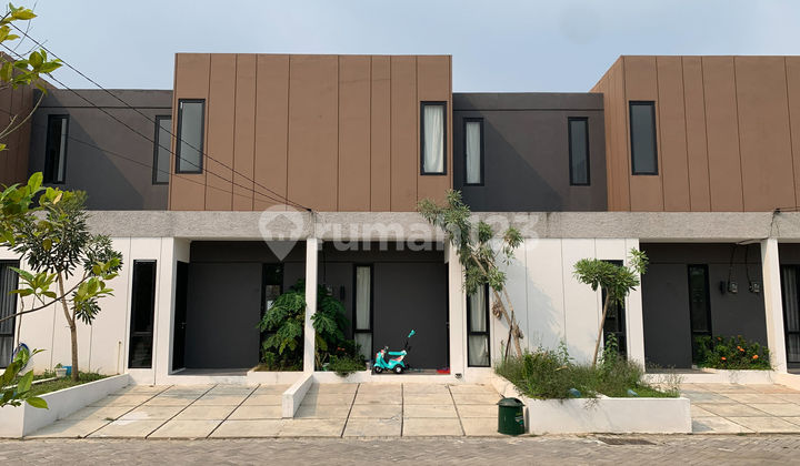 Rumah 2 Lantai Akses Dekat RS di Parung Panjang Hadap Selatan J19904 Rumah 2 Lantai Akses Dekat RS di Parung Panjang Hadap Selatan J19904