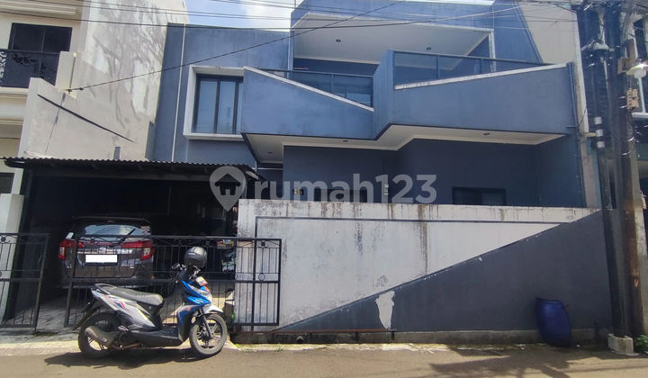 Rumah 2 Lt Terawat 14 Menit ke Gerbang Tol Cisalak 4 Siap Huni J39162