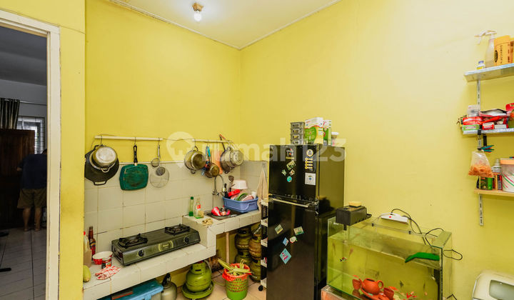 3-Bedroom House Near BSD, 15 Minutes to Toll Gate, North Facing J23920